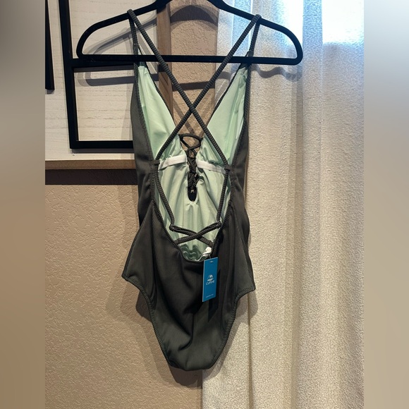 CUPSHE Women's Solid Color V Neck Lace Up One Piece Swimsuit #1F - Picture 3 of 5